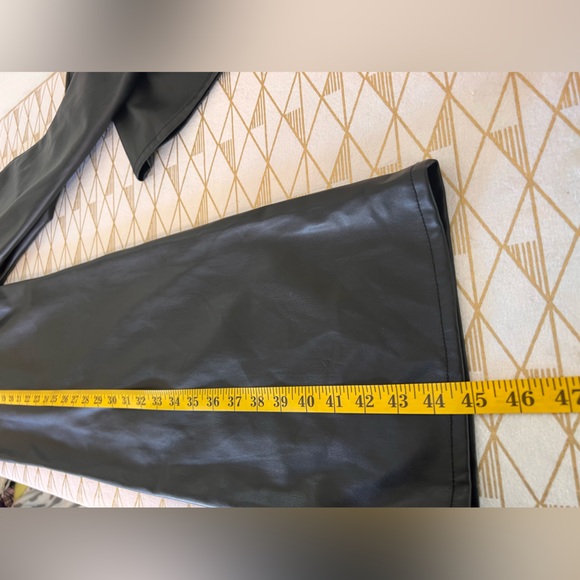 MOTHER High Waisted Tunnel Vision Pleated Wide Leg Faux Leather Pants Size 27 - Picture 16 of 16